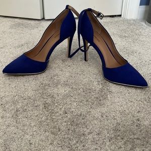 Womens blue pumps